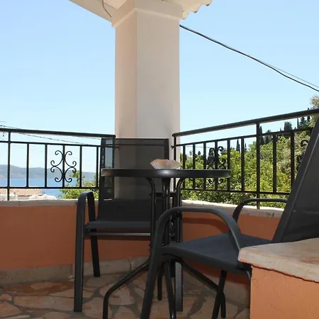 Nikolas House Upper Bay * Agni