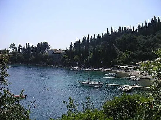 Nikolas House Upper Bay 公寓