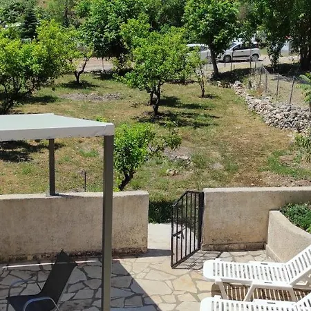 Nikolas House Upper Bay